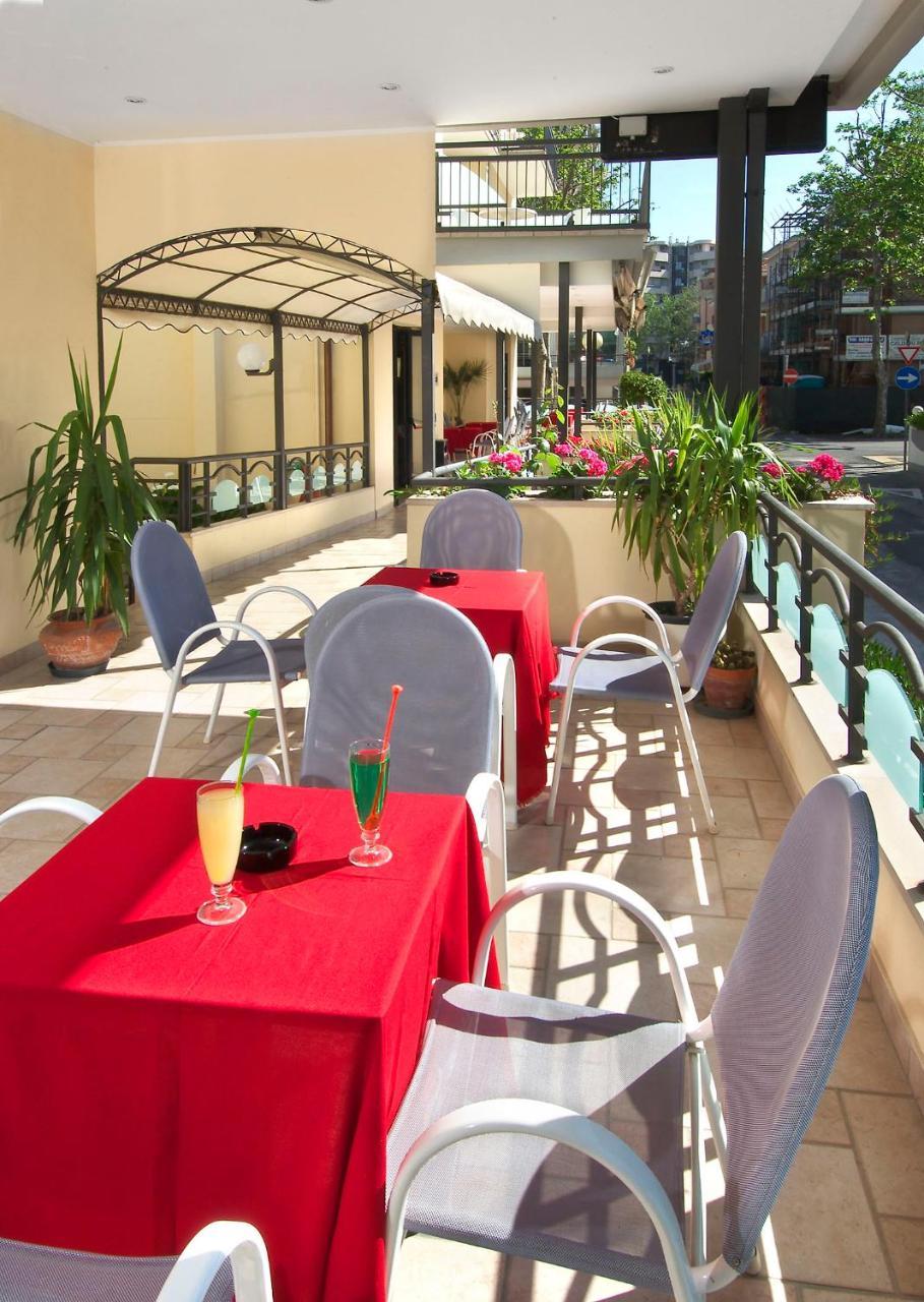 Hotel Villa Lieta ريميني المظهر الخارجي الصورة