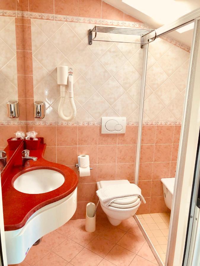 Hotel Villa Lieta ريميني المظهر الخارجي الصورة